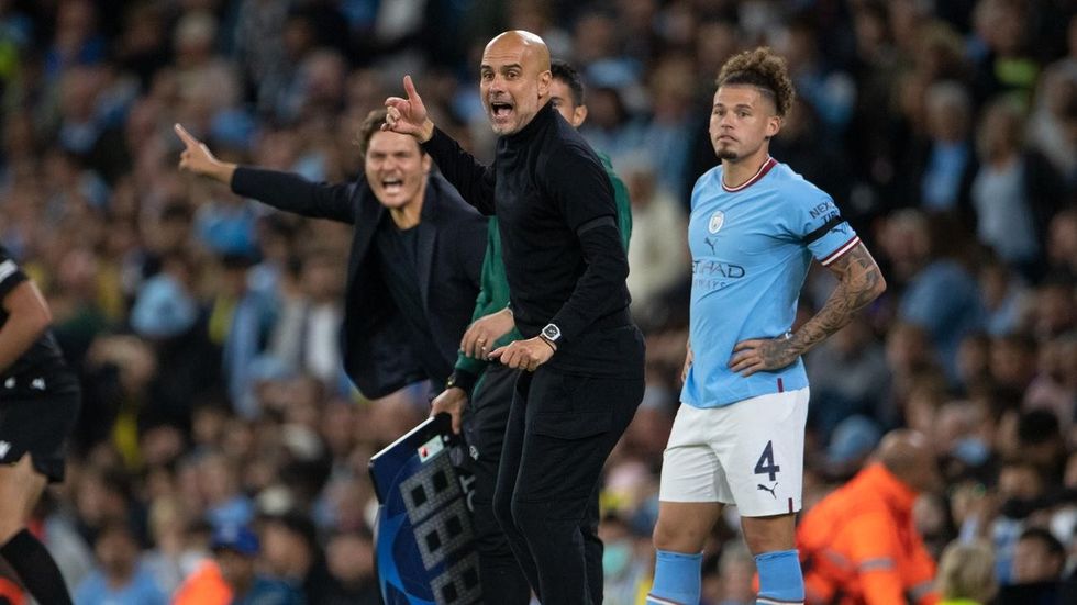 kalvin phillips and pep guardiola 1zw1esi3e5ky13501njzt8i9q