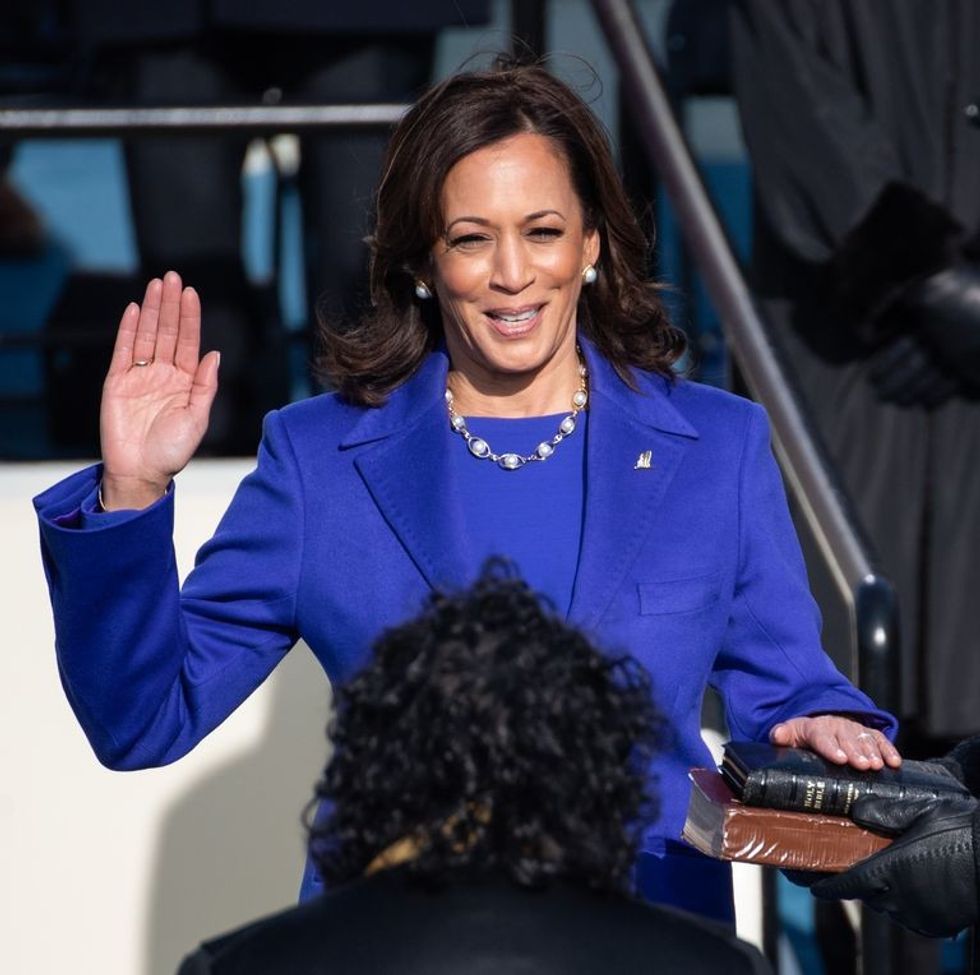 kamala harris pearl jewellery 1613995640