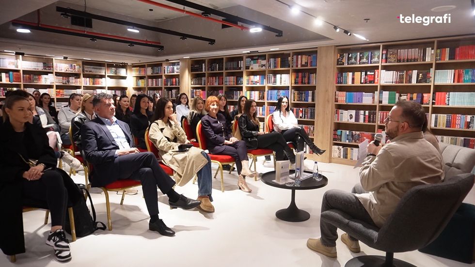 Kamera.00 00 30 04.Still004