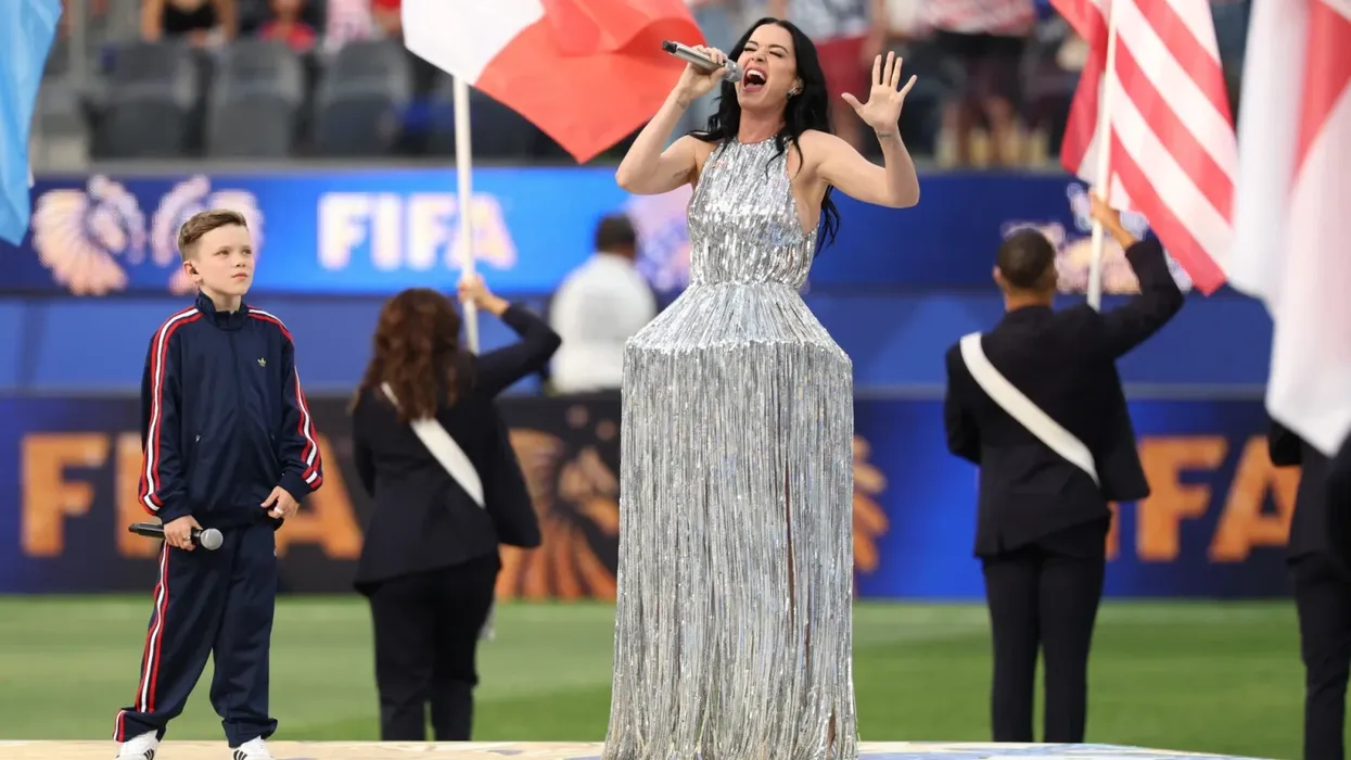 Ceremonia spektakolare e hapjes së Kampionatit Botëror në Los Angeles: Katy Perry performoi "Wonder" para ndeshjes SHBA-Paraguai Ceremonia spektakolare e hapjes së Kampionatit Botëror në Los Angeles: Katy Perry performoi