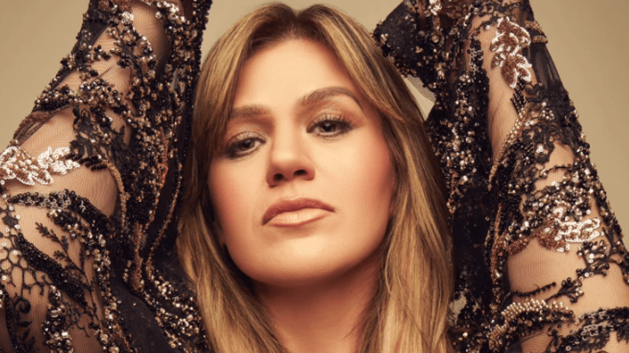 Kelly Clarkson flet hapur për jetën pas divorcit: Më pëlqen të jem vetëm