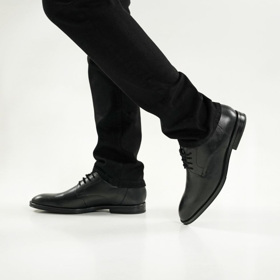 Këpucë Clarks - 20% ma lirë me promo code Telegrafi