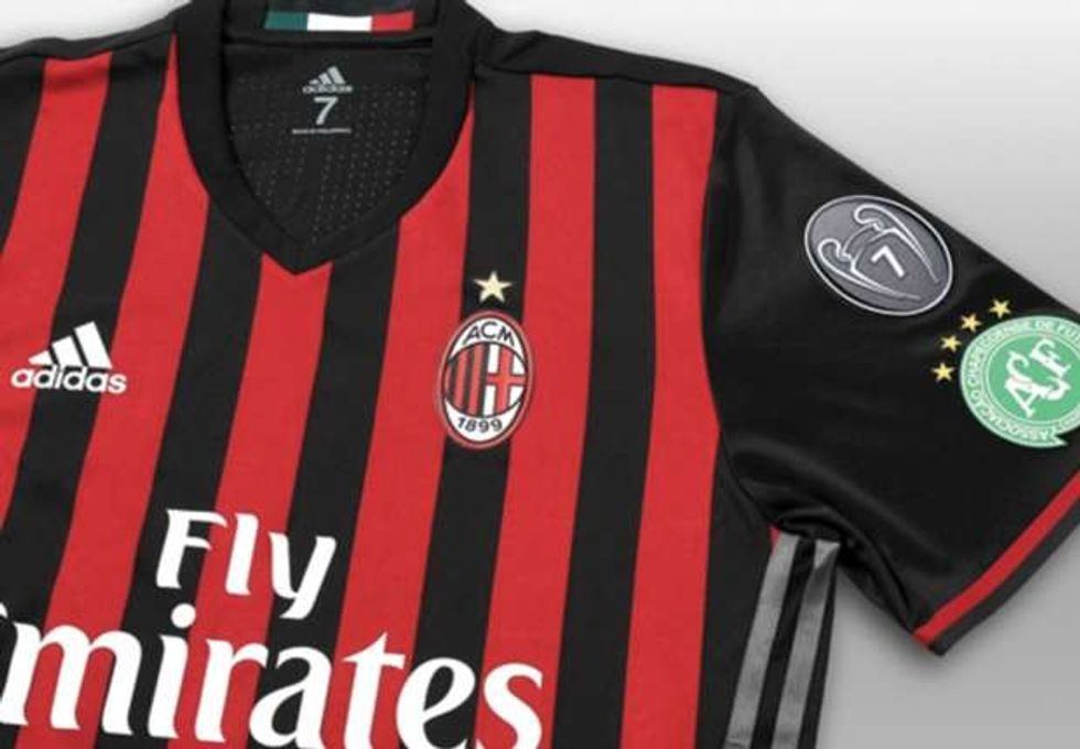 Kështu do të duken fanellat e Milanit në ndeshje ndaj Crotones