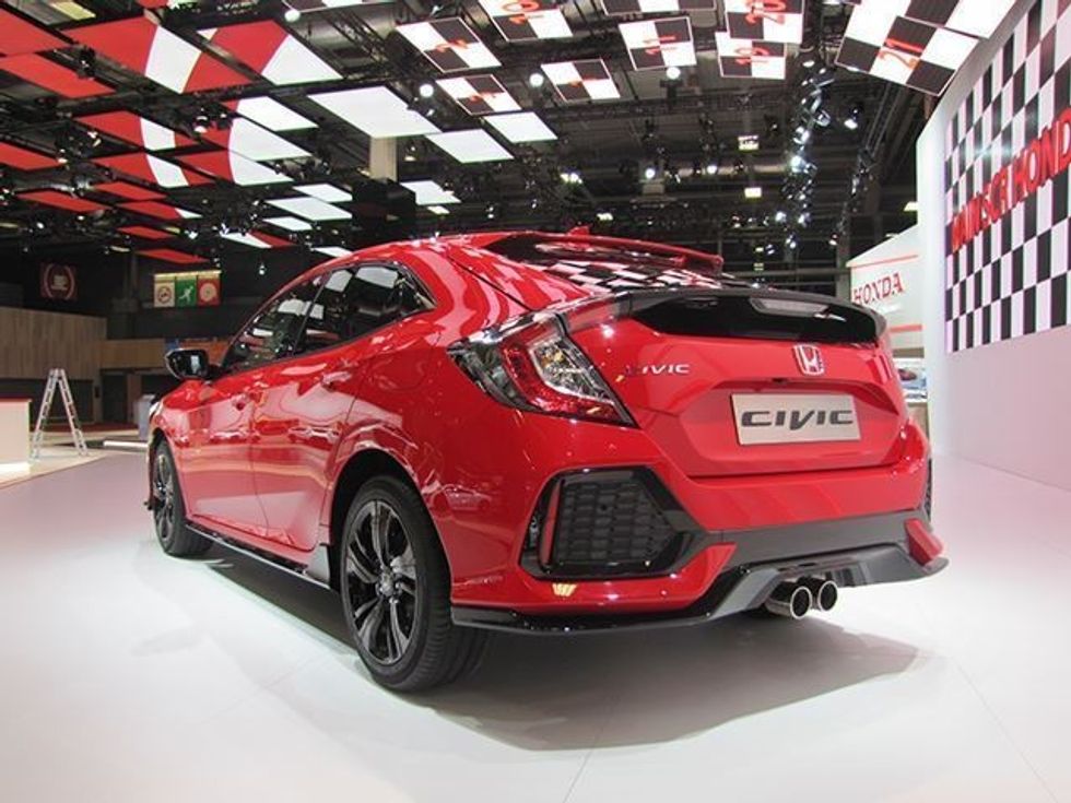 Këto janë pesë veturat më të mira nga Paris Motor Show 2016 foto 5