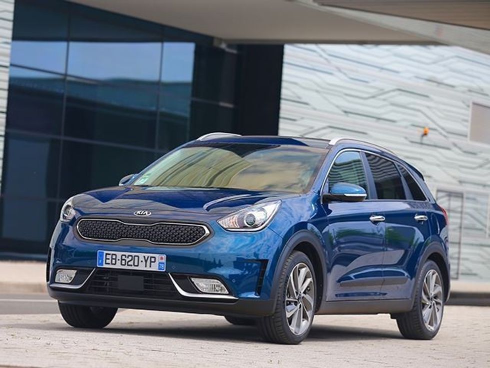 kia-do-te-sjelle-14-modele-hibride-deri-ne-vitin-2020-foto-2