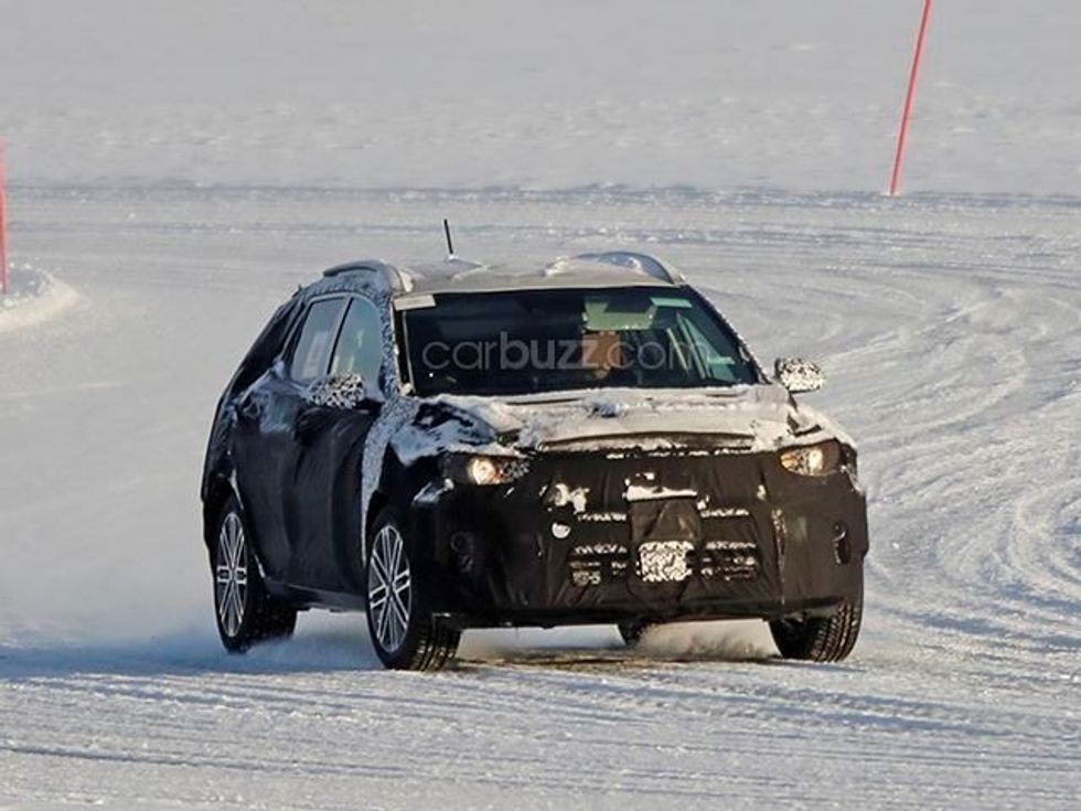 Kia e re testohet në sipërfaqen e ngrirë të liqenit foto 2