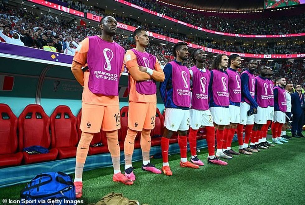 Kingsley Coman dhe Dayot Upamecano gjithashtu u prekën, por të dy u futën në stol të mërkurën