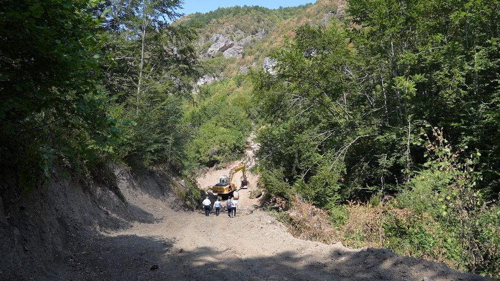 kisha ne kabash hapja e rruges