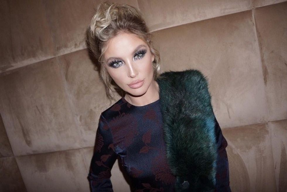 Kjo është veshja me të cilën u kritikua nga stilistët këngëtarja Tuna.