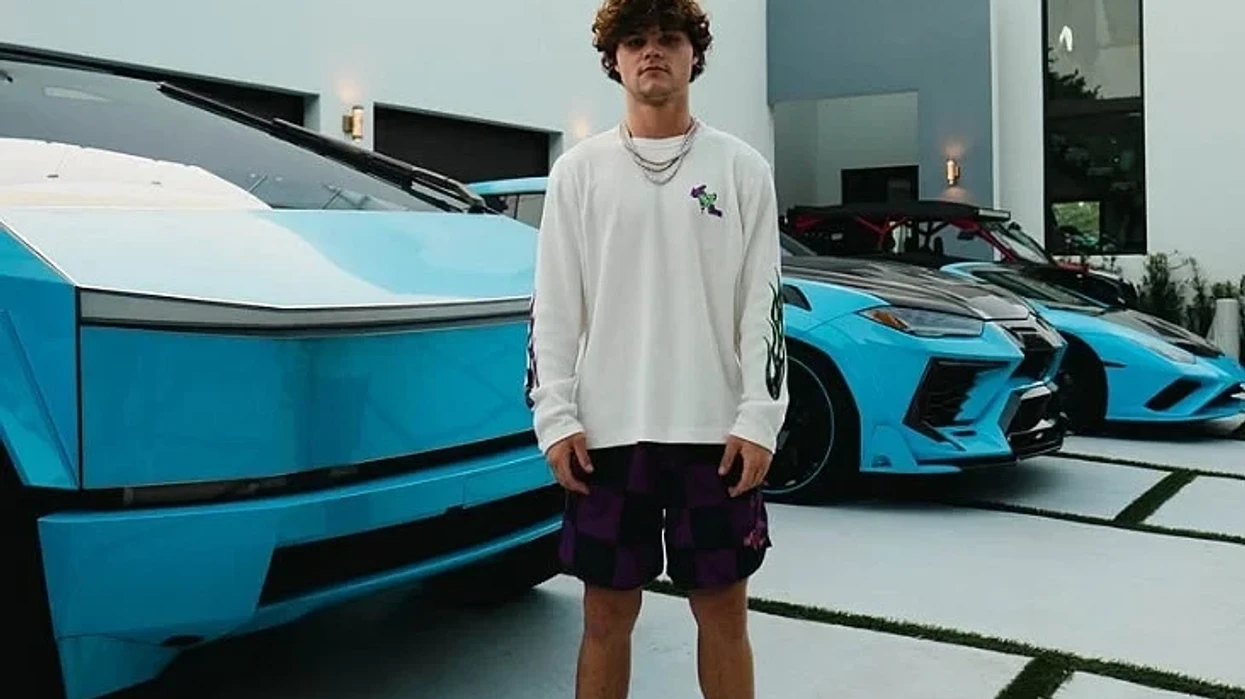 YouTube-ri amerikan arrestohet në Florida me akuzën e dhunës në familje