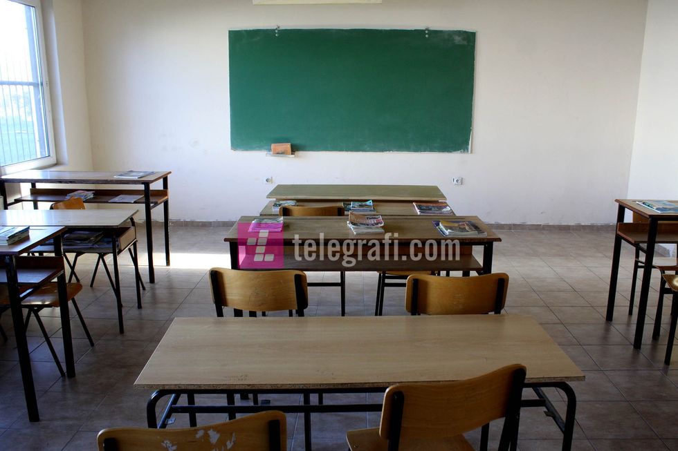 klaset e burgut te Lypjani foto ridvan slivova (1)