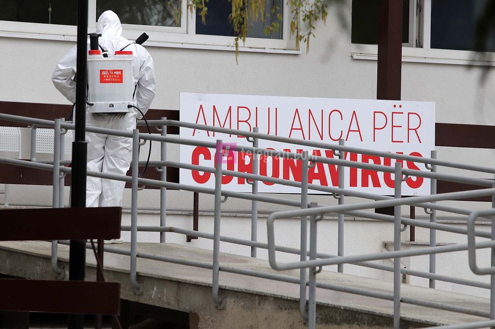 klinika infektive koronavirus covid19 foto Ridvan Slivova 4