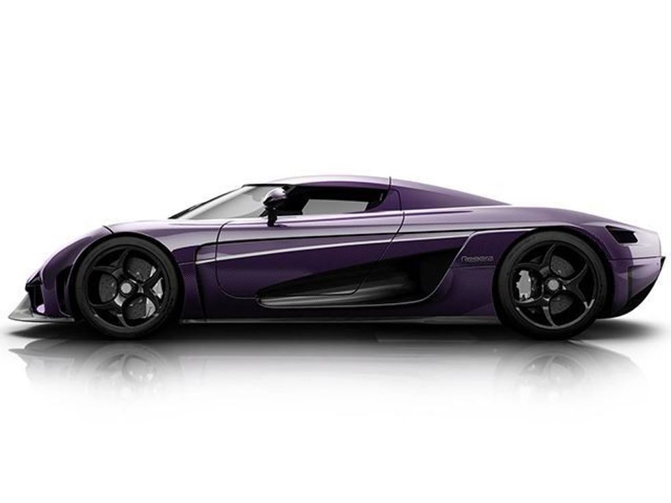 Koenigsegg nderon këngëtarin Prince më këtë makinë rozë foto 3