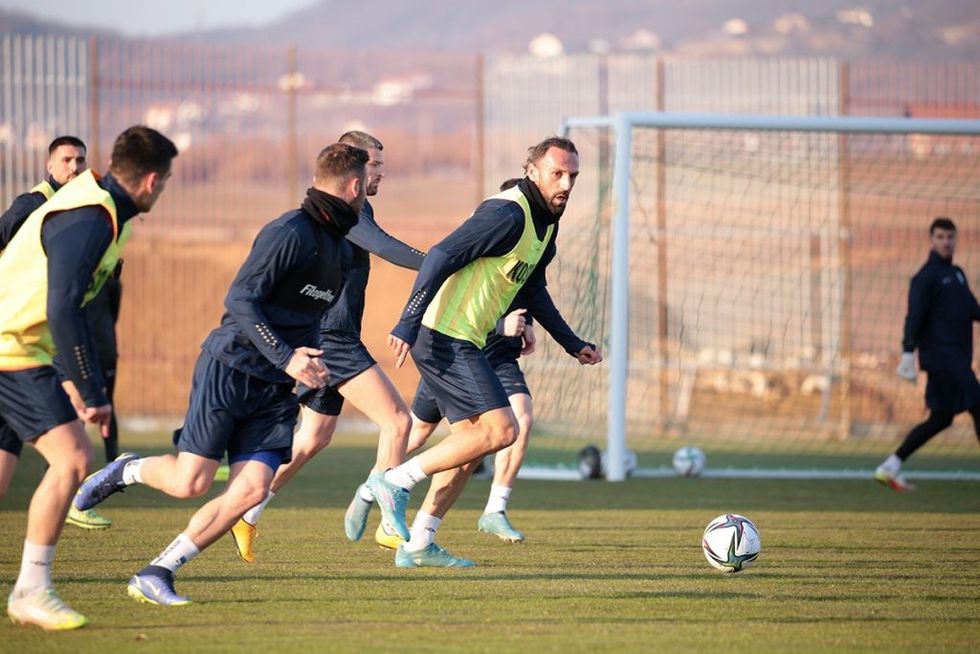 kombetarja a stervitje hajvali5 1