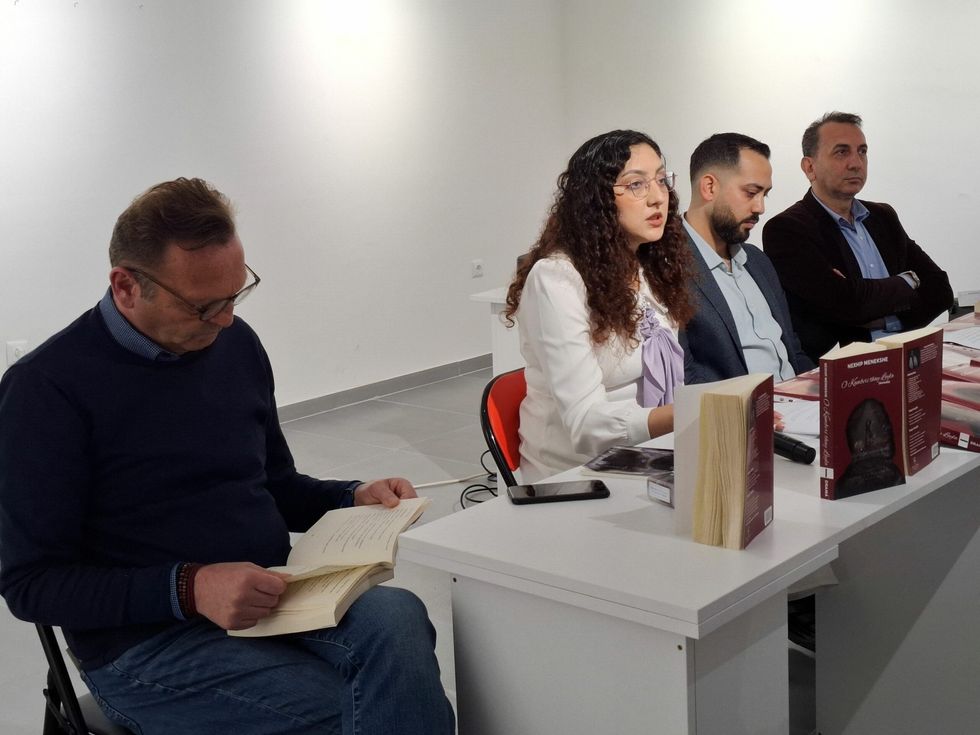 komedia nexhi menekshe 30 scaled