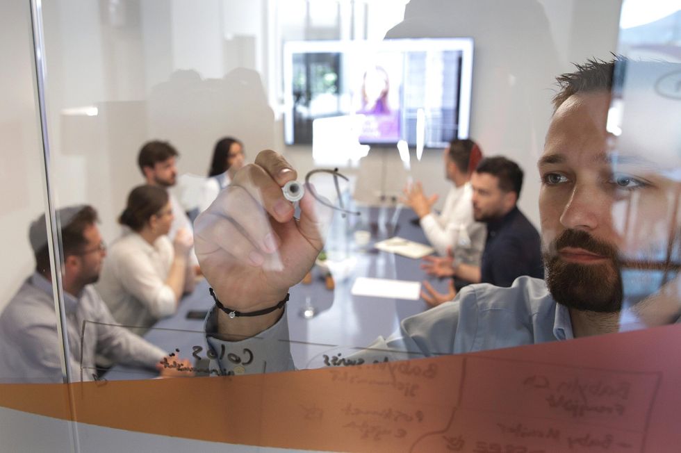 Kompania TROKIT foto Ridvan Slivova 70 scaled