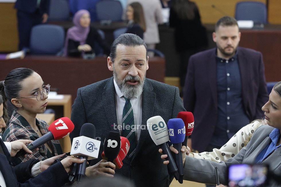 Komuna e Prishtines mbledhje te jashtezakonshme per emerimin e kryesuesit te kuvendit Gezim Svecla foto Ridvan Slivova 14