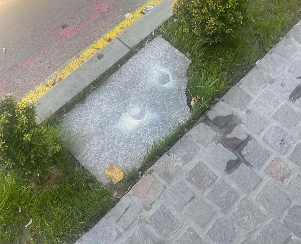 Komuna Prizren largimi i elementeve hapesira publike