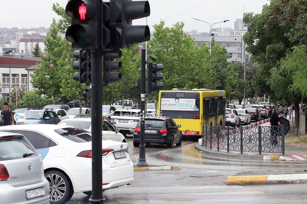 komunikacioni i mbingarkuar foto Ridvan Slivova 1