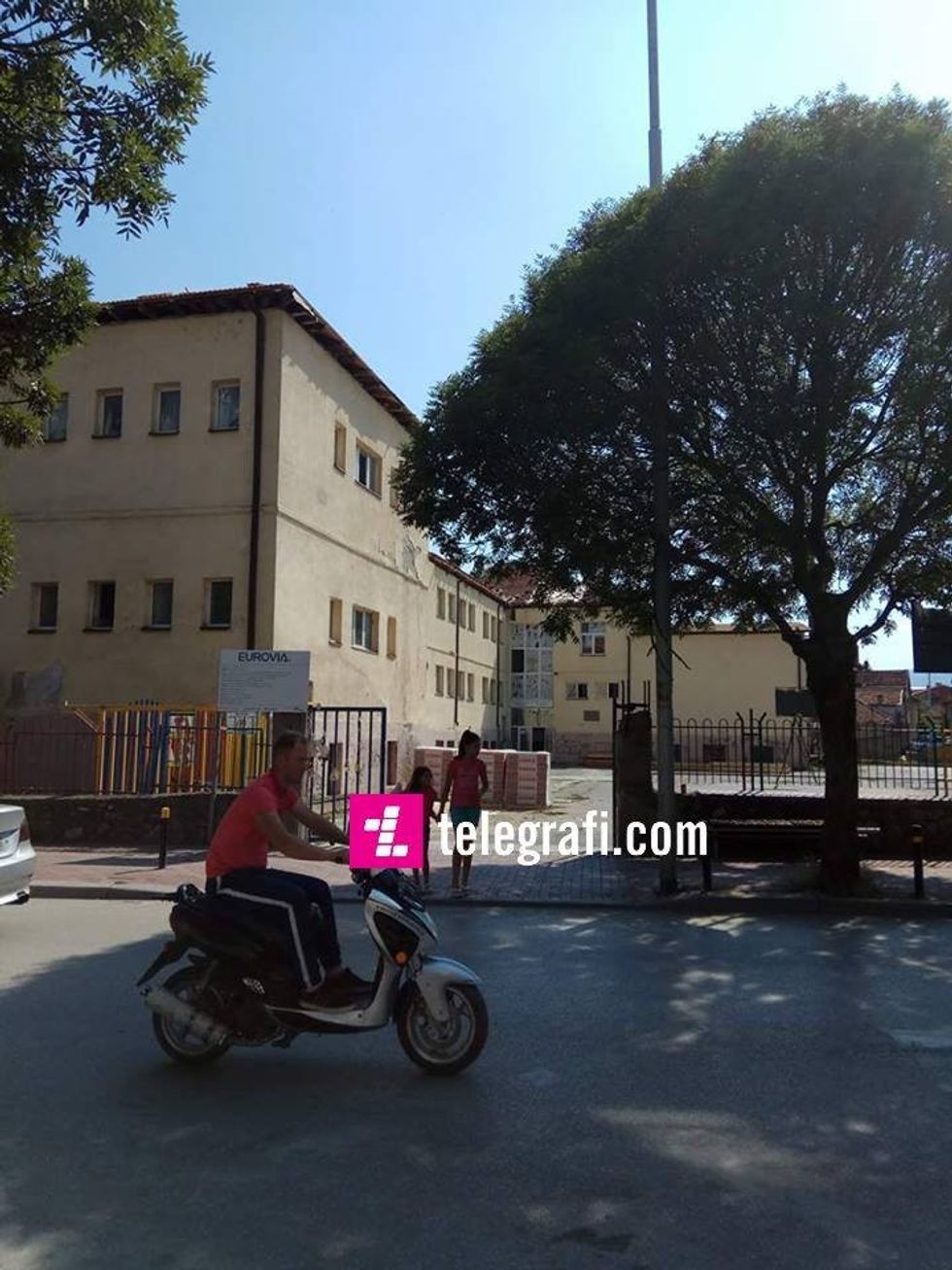 Komunikacioni në Tetovë 12