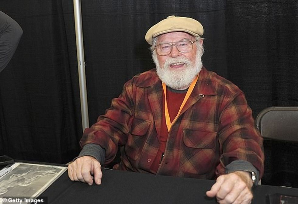 Komuniteti i aktrimit është në zi për vdekjen e aktorit të dashur të personazhit Charles Cyphers të dielën