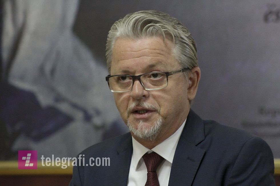 Konferenc e PSD se Shqipe Pantina e Dukagjin Gorani foto Ridvan Slivova 13