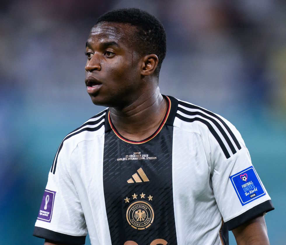 Kontrata e Youssoufa Moukoko me Borussia Dortmumd skadon në verë