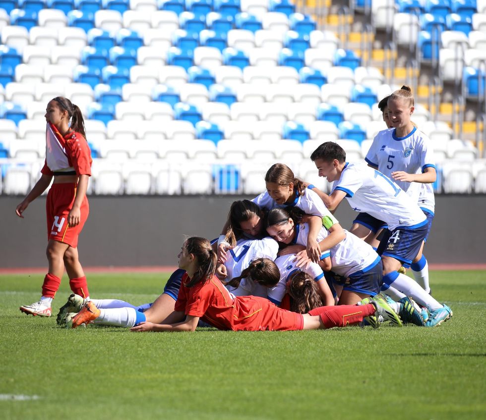 Kosova U17 femrat 4