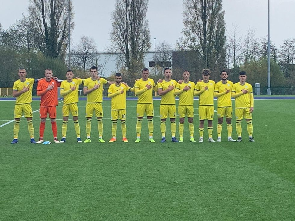 kosovau19 ekip himn