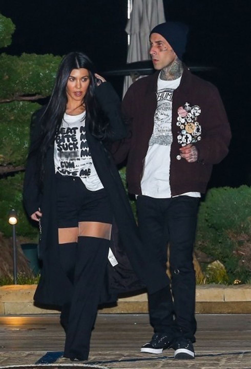 kourtney kardashian travis barker 28