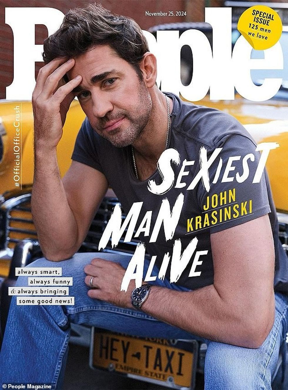 Krasinski, 45 vjeç, u emërua si mashkulli më seksi i vitit 2024 i revistës People në shfaqjen e vonë me Steven Colbert të martën në mbrëmje, duke marrë titullin nga Patrick Dempsey.