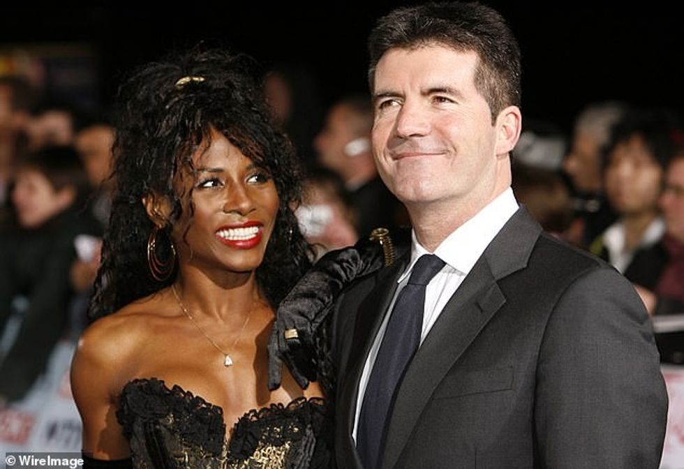 Krijuesi i hitit So Macho, 60 vjeç, ishte në lidhje me manjatin e muzikës, 64 vjeç, nga 1982-1984 dhe ata kanë mbetur miq të mirë që nga ajo kohë.