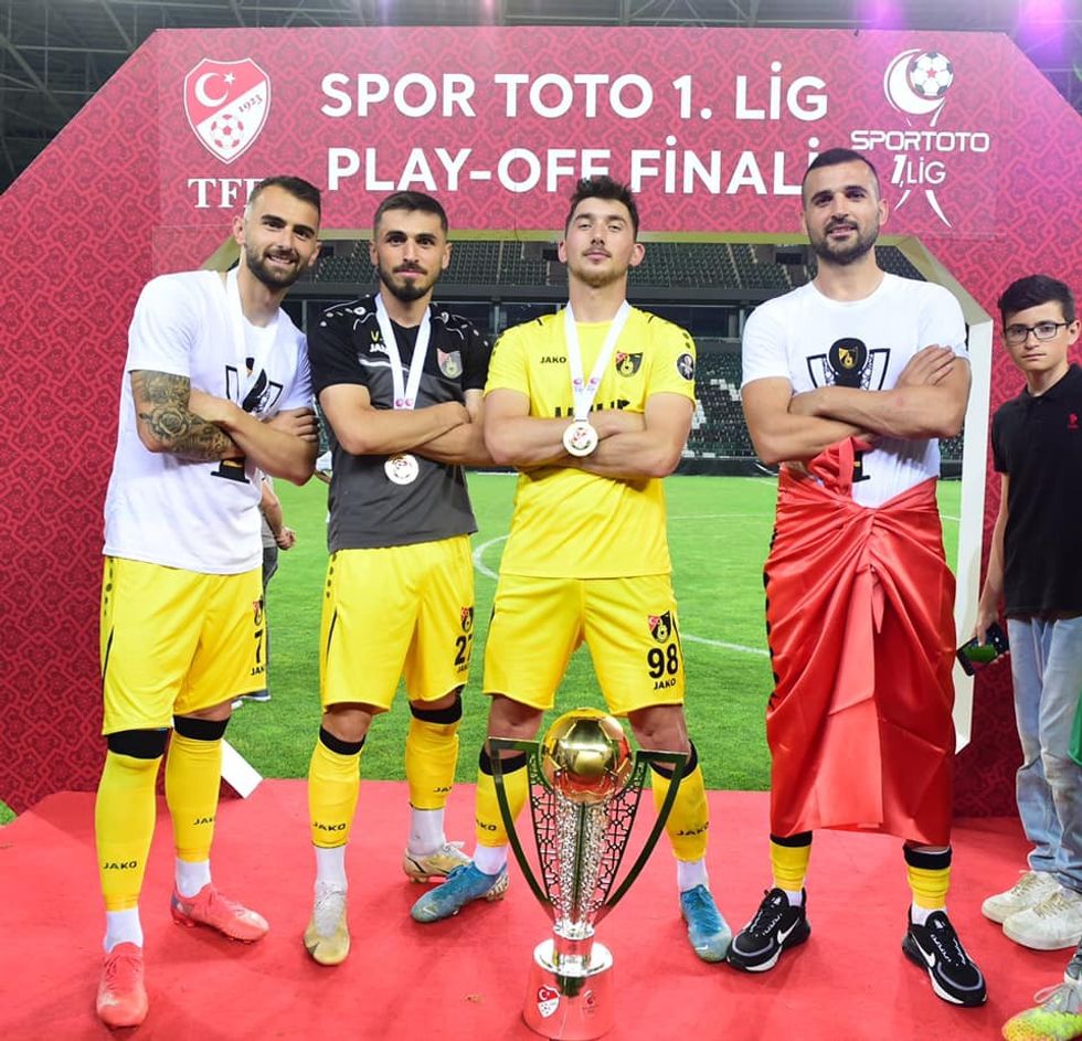 Kristal Abazaj Valon Ethemi Jetmir Topalli dhe Eduart Rroca