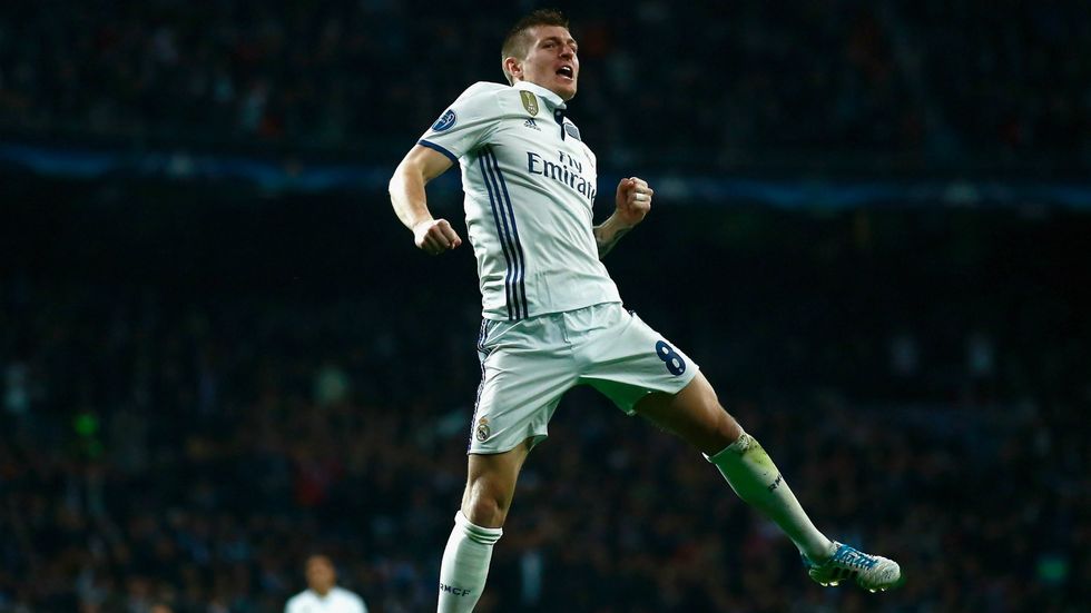 kroos 1