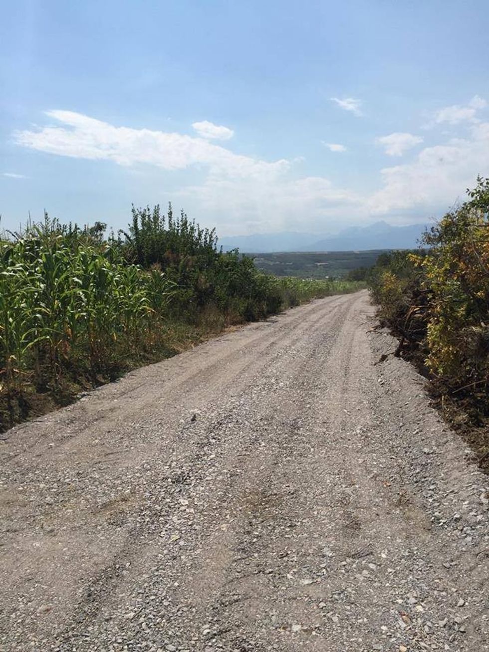 Kryetari Vehapi viziton projektet të cilat janë duke u realizuar në fshatrat Kramovik Qifllak dhe Guri i Kuq foto 1