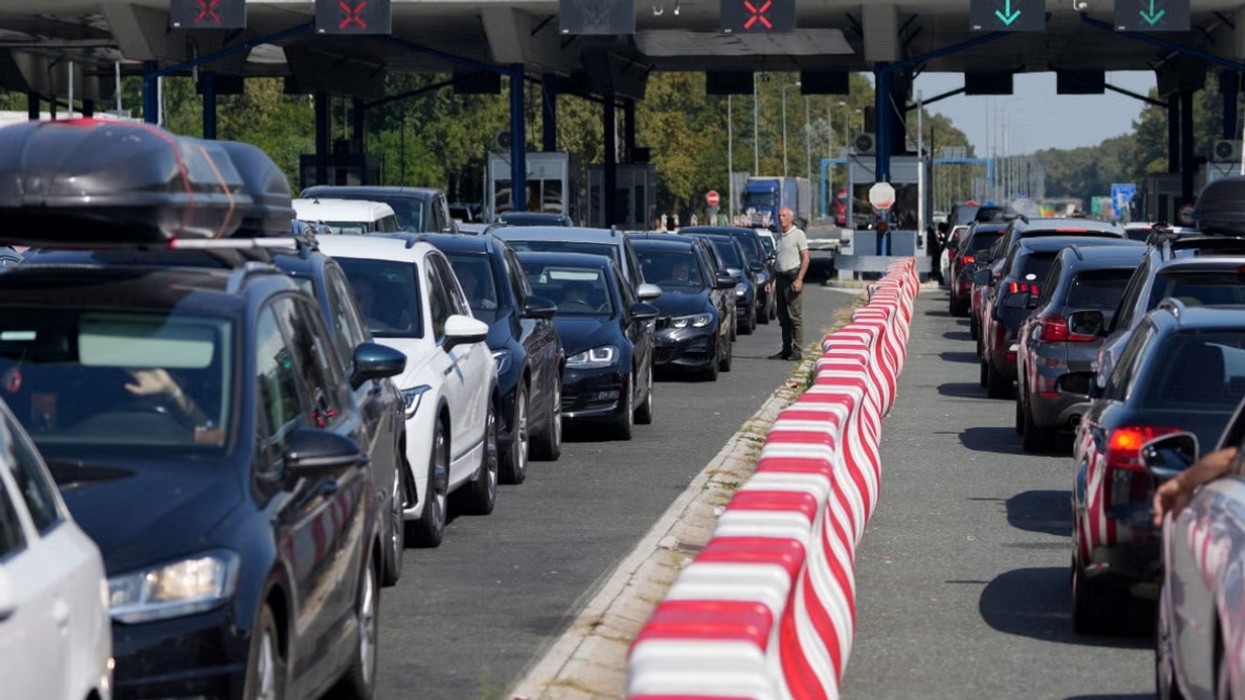 Serbia i cakton një muaj paraburgim Dugagjin Maxhunit, Daçiq thotë se ai "ka kryer krime lufte" në Gjakovë