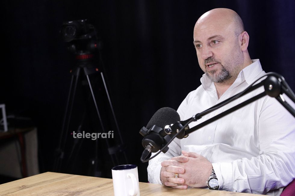 Kujtim Kastrati, otorinolarongolog i specializuar nu00eb rinoplastiku00eb