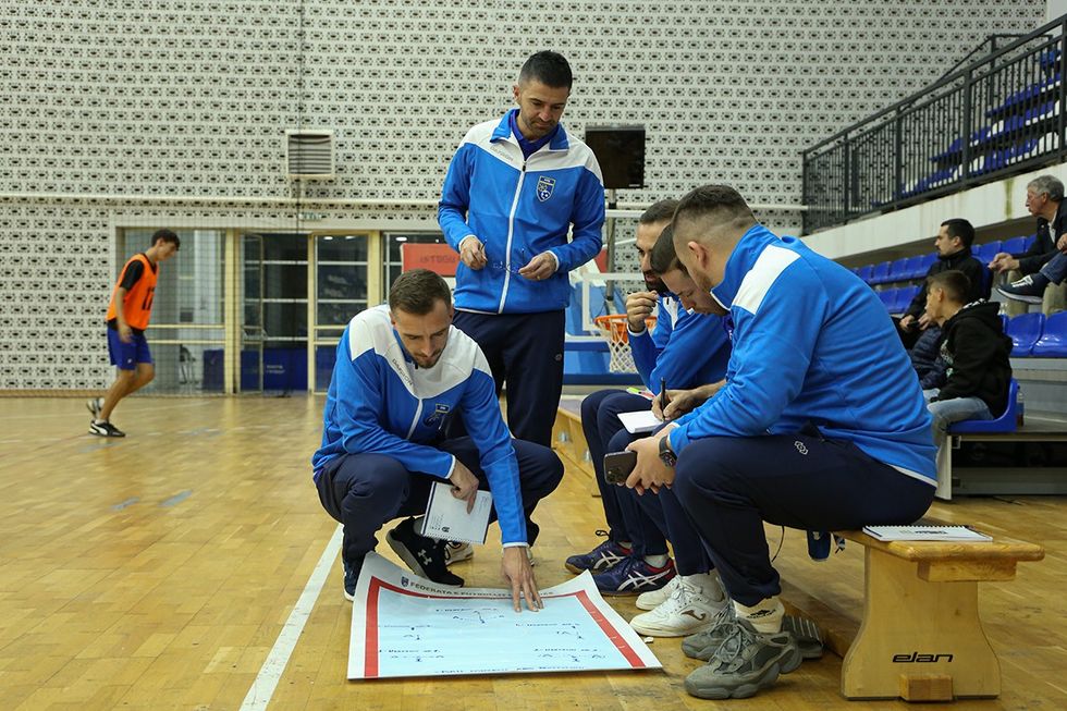 kursipertrajnertefutsallit20