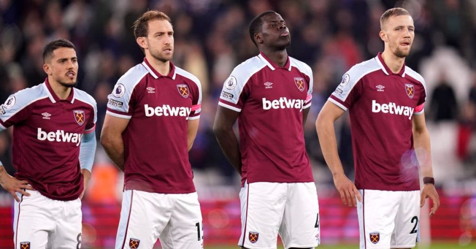 kurt zouma booed over cat kicking video as west ham beat watford