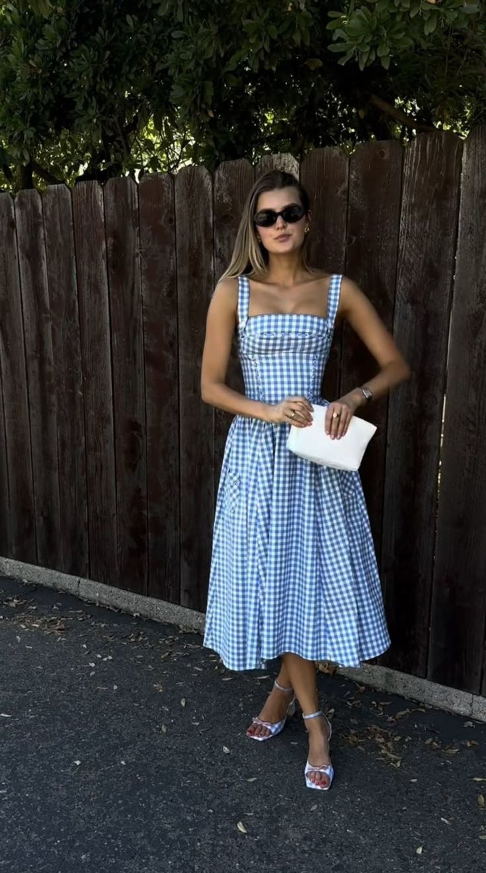 Ky fustan ikonik është zgjedhja më e ëmbël e sezonit