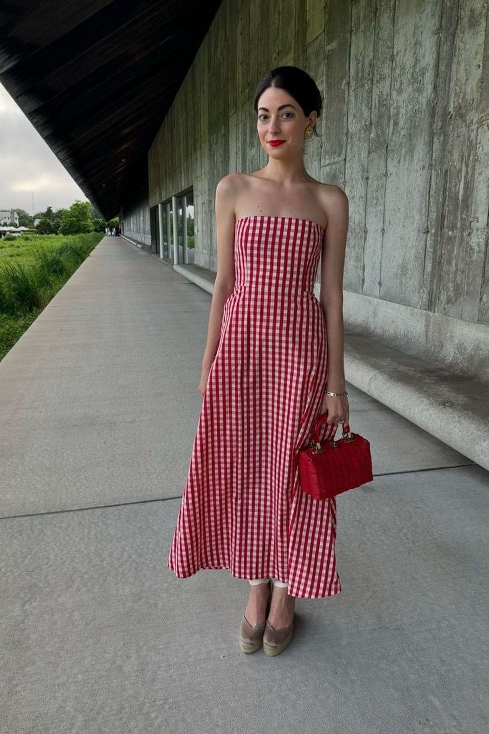 Ky fustan ikonik është zgjedhja më e ëmbël e sezonit