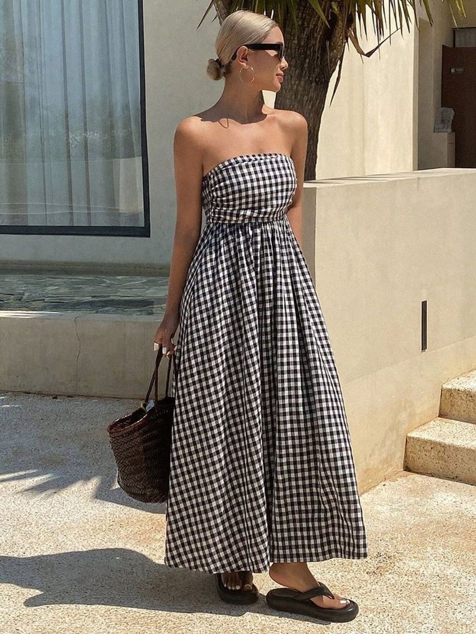 Ky fustan ikonik është zgjedhja më e ëmbël e sezonit