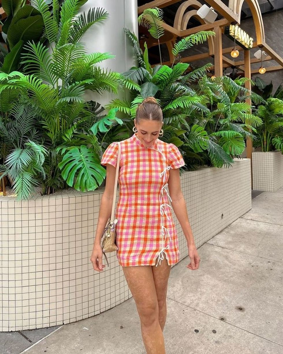 Ky fustan ikonik është zgjedhja më e ëmbël e sezonit