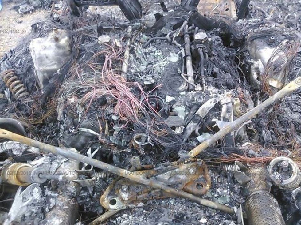 Ky Lamborghini mund të blihet për pesë euro por nuk ka gjendje normale foto 5