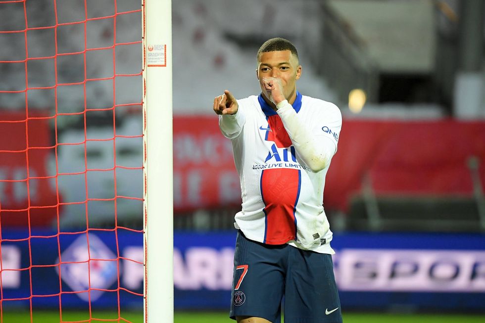 kylian mbappe psg v brest ligue 1 2021 scaled