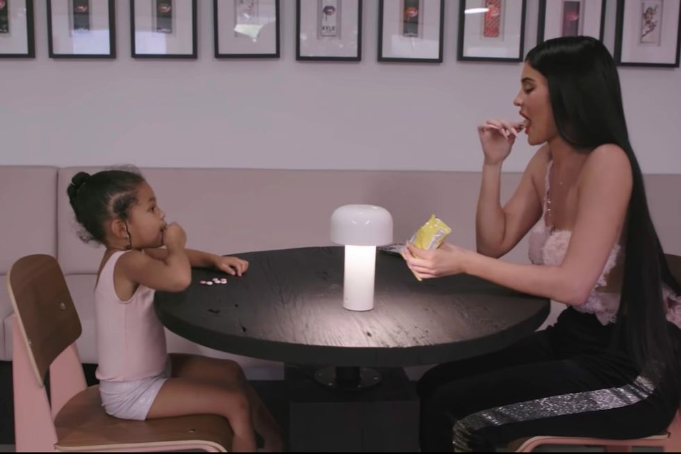 kylie jenner stormi 02