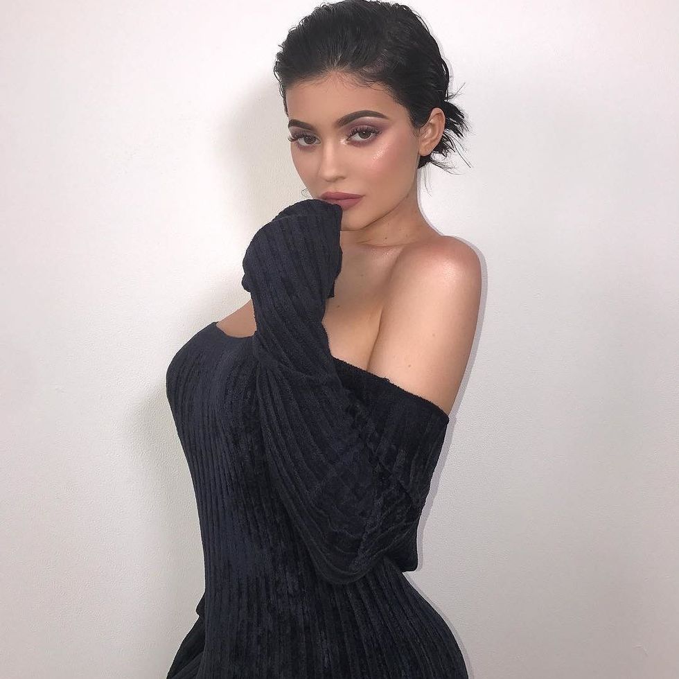 kylie2 2