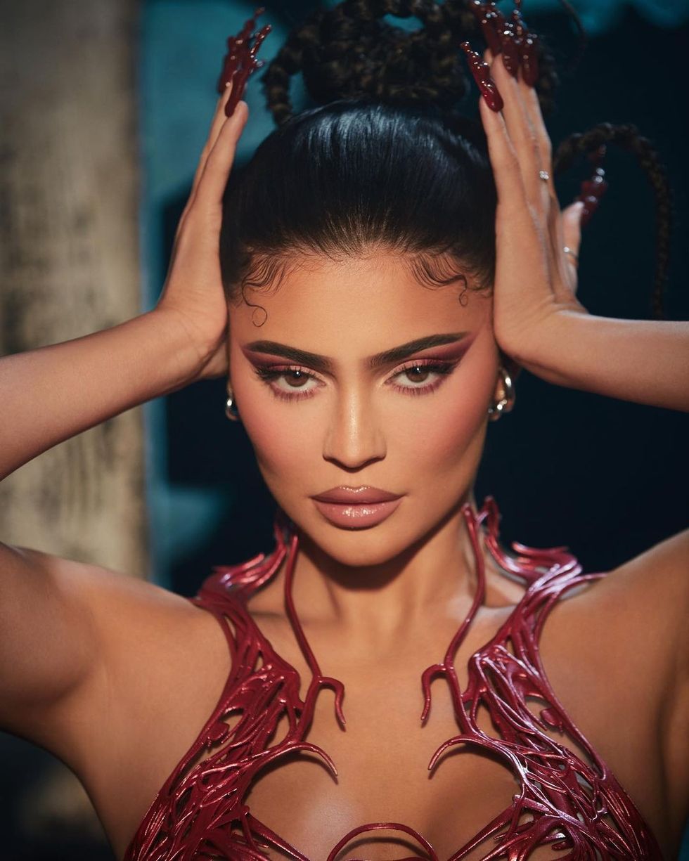 kyliejenner 244639053 998585607377701 9152102853948245329 n