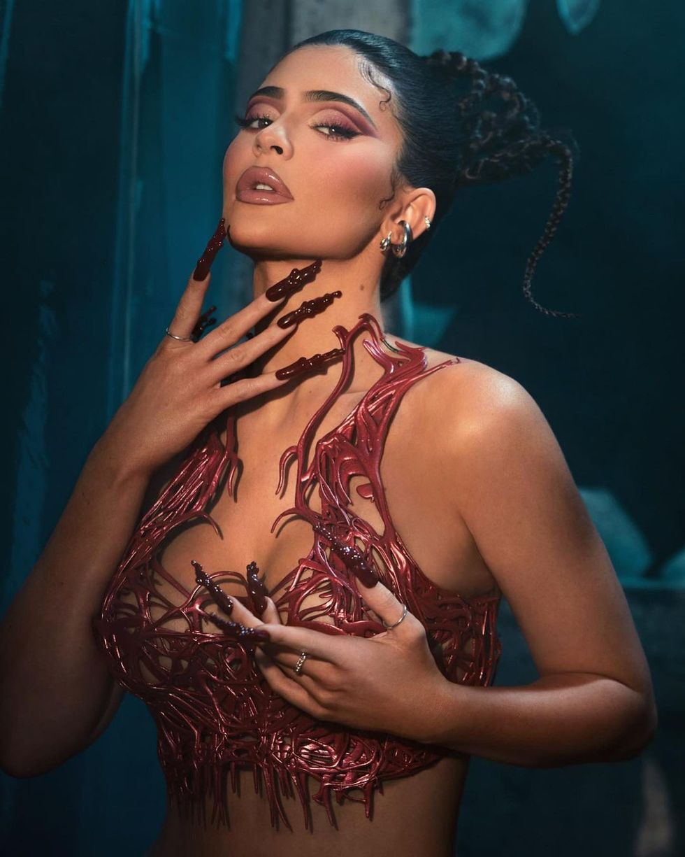 kyliejenner 244698426 4788099834536579 6238555710522906682 n