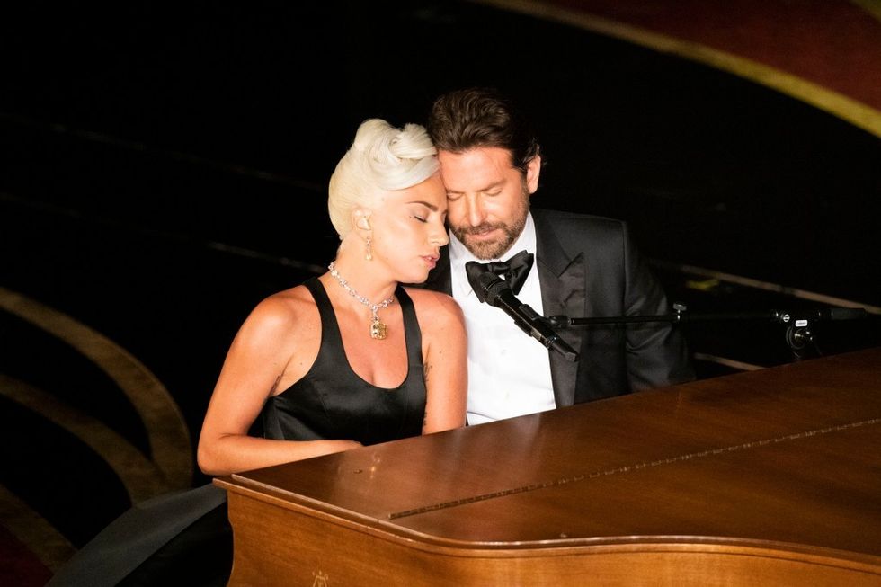 lady gaga bradley cooper reunite sag awards 2022 1